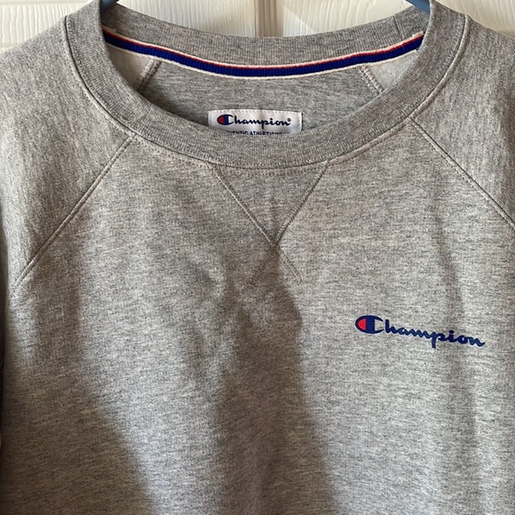 NWT Champion sweater - Picture 4 of 7